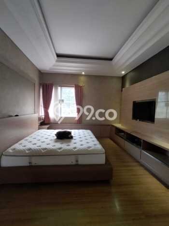 Hunian Eksklusif LB 275m2 di BSD Tangerang untuk Disewa Hunian Eksklusif LB 275m2 di BSD Tangerang untuk Disewa