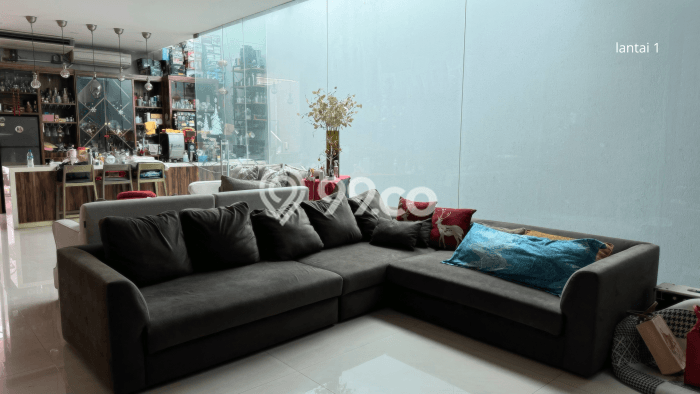 For Sale! Premium House LT 200m2 Desain Elegan di Permata Buana For Sale! Premium House LT 200m2 Desain Elegan di Permata Buana