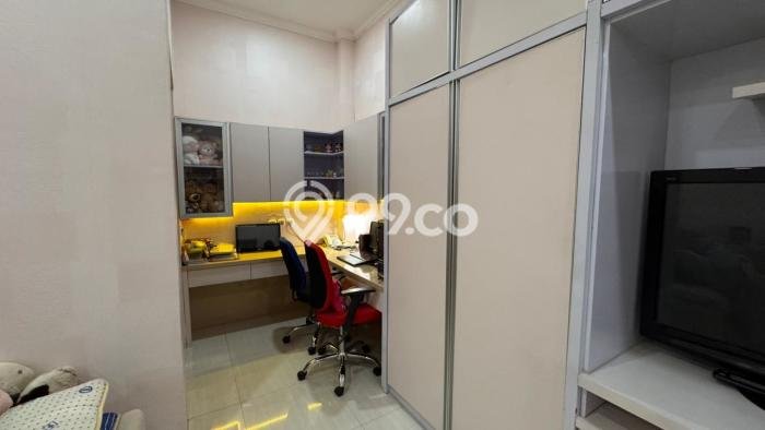Jual Rumah Mewah Megah Dengan View Eksklusif di Bandengan, Jakarta Utara Jual Rumah Mewah Megah Dengan View Eksklusif di Bandengan, Jakarta Utara