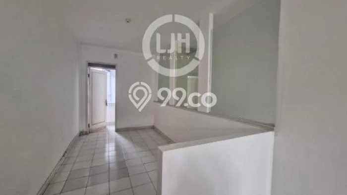 Ruko Disewa di Bogor dengan LB 0m2 Area Komersial Ramai Ruko Disewa di Bogor dengan LB 0m2 Area Komersial Ramai