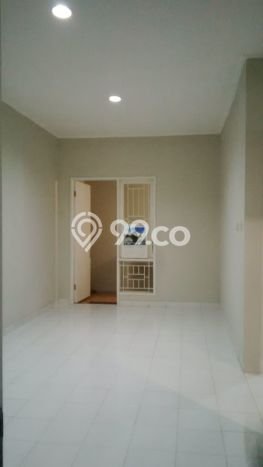 Rumah Modern 2 KT di Gading Serpong Tangerang Rumah Modern 2 KT di Gading Serpong Tangerang
