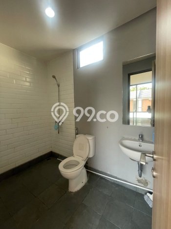Disewakan! Rumah 3 Kamar Tidur &
3 Kamar Mandi di Lippo Karawaci, Tangerang Disewakan! Rumah 3 Kamar Tidur &
3 Kamar Mandi di Lippo Karawaci, Tangerang