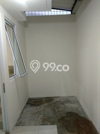 AREA KOMERSIAL! Ruko For Rent Kawasan , Luas 81m2m², Akses Strategis AREA KOMERSIAL! Ruko For Rent Kawasan , Luas 81m2m², Akses Strategis