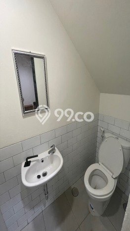 Jual Rumah Eksklusif 2 KT di Lippo Karawaci, Tangerang Jual Rumah Eksklusif 2 KT di Lippo Karawaci, Tangerang