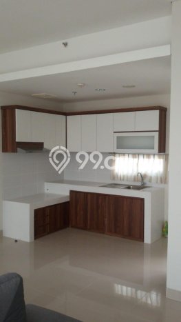 Apartemen Disewakan 3 Kamar Murah Siap Huni di Tangerang, Luas 121m2 Apartemen Disewakan 3 Kamar Murah Siap Huni di Tangerang, Luas 121m2