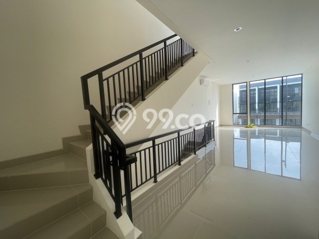 Ruko di , Luas 148m2m², Kawasan Premium, Siap Operasi Ruko di , Luas 148m2m², Kawasan Premium, Siap Operasi