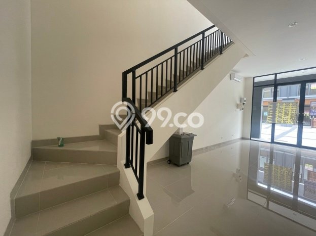 Unit Ruko Dijual di Tangerang LT 67m2 & LB 109m2 Unit Ruko Dijual di Tangerang LT 67m2 & LB 109m2