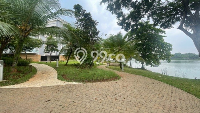 Apartemen Disewakan 3 Kamar Murah Siap Huni di Tangerang, Luas 121m2 Apartemen Disewakan 3 Kamar Murah Siap Huni di Tangerang, Luas 121m2