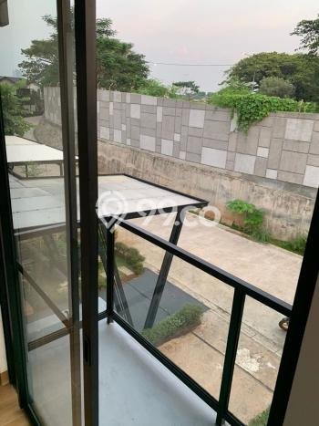 Disewakan! Rumah 3 Kamar Tidur &
3 Kamar Mandi di Lippo Karawaci, Tangerang Disewakan! Rumah 3 Kamar Tidur &
3 Kamar Mandi di Lippo Karawaci, Tangerang