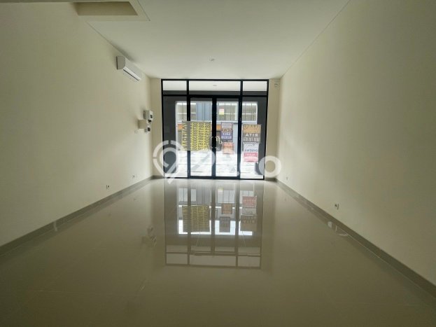 Disewakan Ruko di Kawasan Ramai Gading Serpong Luas 90m2 Disewakan Ruko di Kawasan Ramai Gading Serpong Luas 90m2