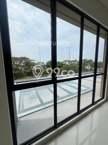 Unit Ruko Disewakan di Gading Serpong di Area Ramai & Strategis Unit Ruko Disewakan di Gading Serpong di Area Ramai & Strategis