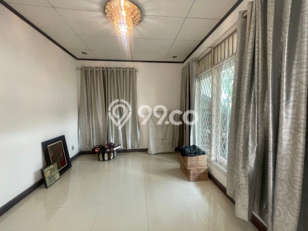 Hunian Elit LB 153m2 Siap Huni Desain Elegan di Gudang Peluru, Jakarta Selatan Hunian Elit LB 153m2 Siap Huni Desain Elegan di Gudang Peluru, Jakarta Selatan