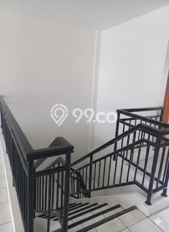 Disewakan Ruko di Kawasan Ramai Gading Serpong Luas 300m2 Disewakan Ruko di Kawasan Ramai Gading Serpong Luas 300m2