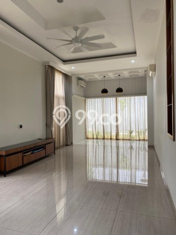 Sewa Rumah Harga Terjangkau di BSD City Tangerang dengan 4 Kamar Tidur Sewa Rumah Harga Terjangkau di BSD City Tangerang dengan 4 Kamar Tidur