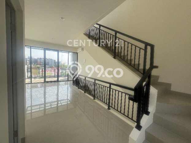 Ruko Disewa di Tangerang dengan LB 173m2 Area Komersial Ramai Ruko Disewa di Tangerang dengan LB 173m2 Area Komersial Ramai