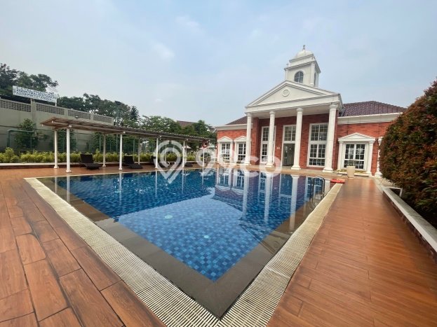 Rumah Luxury Best Location di Tangerang, Banten Rumah Luxury Best Location di Tangerang, Banten