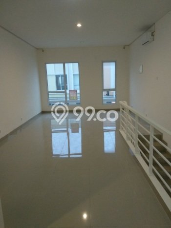 AREA KOMERSIAL! Ruko For Rent Kawasan , Luas 81m2m², Akses Strategis AREA KOMERSIAL! Ruko For Rent Kawasan , Luas 81m2m², Akses Strategis