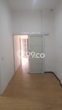 Disewakan Ruko di Pusat Kota Tangerang Ramai Strategis Disewakan Ruko di Pusat Kota Tangerang Ramai Strategis