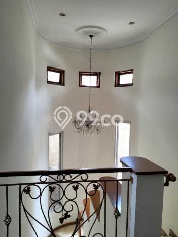 Dijual Rumah Luas Elegan Dengan View Eksklusif di Summarecon Serpong, Tangerang Dijual Rumah Luas Elegan Dengan View Eksklusif di Summarecon Serpong, Tangerang