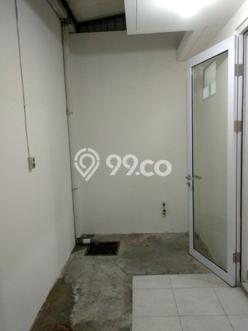 AREA KOMERSIAL! Ruko For Rent Kawasan , Luas 81m2m², Akses Strategis AREA KOMERSIAL! Ruko For Rent Kawasan , Luas 81m2m², Akses Strategis