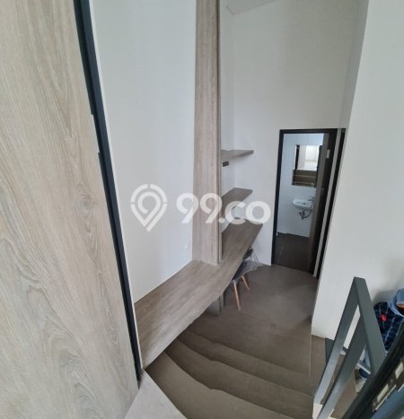 Rumah Luas Asri 2 KT Siap Huni di BSD City Tangerang Rumah Luas Asri 2 KT Siap Huni di BSD City Tangerang
