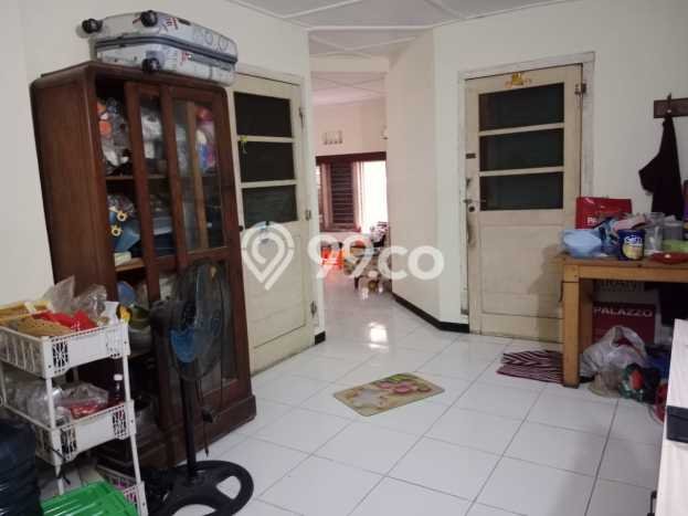 Rumah kawasan Bugangan, Semarang, LT 446m² LB 362m² Rumah kawasan Bugangan, Semarang, LT 446m² LB 362m²