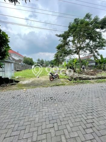 Tanah di Depok, Sleman Luas 945m2 Dijual Segera Tanah di Depok, Sleman Luas 945m2 Dijual Segera