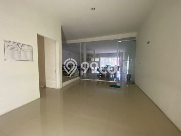 Unit Komersial Dijual di Mergangsan Yogyakarta Luas Tanah 261m2, Luas Bangunan 450m2 Unit Komersial Dijual di Mergangsan Yogyakarta Luas Tanah 261m2, Luas Bangunan 450m2