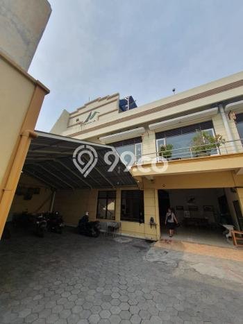 Dijual Hunian Mewah dengan Fasilitas Sekitar Komplit di Wonocolo, Surabaya Dijual Hunian Mewah dengan Fasilitas Sekitar Komplit di Wonocolo, Surabaya