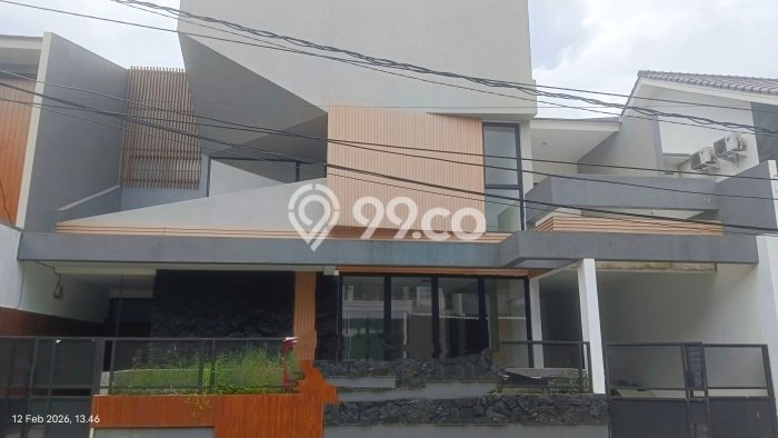 Rumah Mewah LB 285m2 Siap Pakai Desain Elegan di Bintaro, Tangerang Selatan Rumah Mewah LB 285m2 Siap Pakai Desain Elegan di Bintaro, Tangerang Selatan