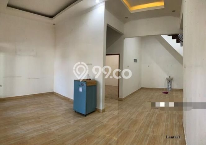 Jual Rumah Bagus Siap Huni LB 200m2 di Cilodong, Depok Jual Rumah Bagus Siap Huni LB 200m2 di Cilodong, Depok