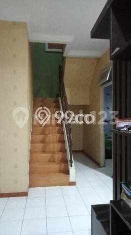 Hunian Cantik Minimalis Lb 75m2 di Pamulang, Tangerang Selatan Hunian Cantik Minimalis Lb 75m2 di Pamulang, Tangerang Selatan