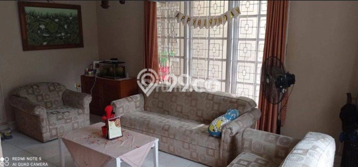 Rumah Elit Modern Siap Huni di Cirendeu Jakarta Selatan Rumah Elit Modern Siap Huni di Cirendeu Jakarta Selatan