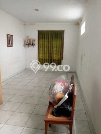 Rumah Luxury Modern Tanpa Renovasi di Bojong Sari Depok Rumah Luxury Modern Tanpa Renovasi di Bojong Sari Depok