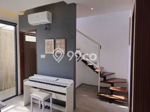 Dijual Rumah Strategis Bagus Punya 2 KT di Sawangan Depok - Dijual Rumah Strategis Bagus Punya 2 KT di Sawangan Depok -