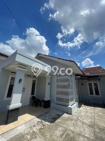 For Sale Rumah 2 Kamar Lokasi Strategis Bagus dan Strategis di Cilodong For Sale Rumah 2 Kamar Lokasi Strategis Bagus dan Strategis di Cilodong