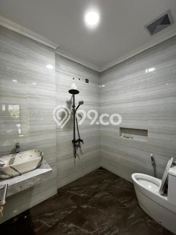 For Sale! Luxury House LT 215m2 Desain Modern di Sektor 9-Bintaro For Sale! Luxury House LT 215m2 Desain Modern di Sektor 9-Bintaro