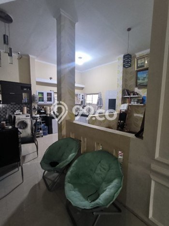 Dijual Rumah 5 Kamar Lokasi Ideal Nyaman dan Strategis di Antapani Dijual Rumah 5 Kamar Lokasi Ideal Nyaman dan Strategis di Antapani