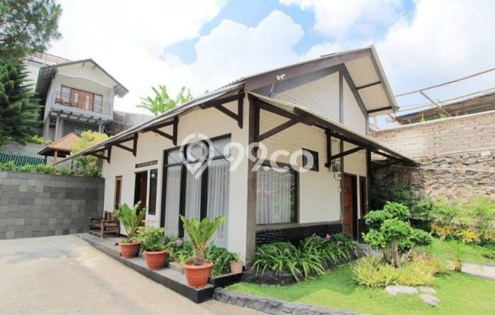 DIJUAL! Vila di Lembang, Area 1726m2m², Dekat Mudah Fasilitas Umum DIJUAL! Vila di Lembang, Area 1726m2m², Dekat Mudah Fasilitas Umum