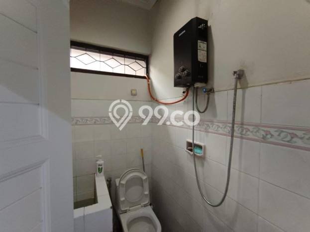 For Sale Rumah 4 Kamar Lokasi Strategis Nyaman dan Strategis di Arcamanik For Sale Rumah 4 Kamar Lokasi Strategis Nyaman dan Strategis di Arcamanik