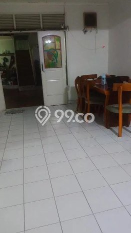 For Sale Rumah 6 Kamar Lokasi Strategis Nyaman dan Strategis di Antapani For Sale Rumah 6 Kamar Lokasi Strategis Nyaman dan Strategis di Antapani