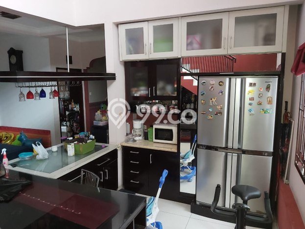 Siap Huni Rumah Mewah 8 Kamar di Sukajadi Dekat ke Mana Pun Siap Huni Rumah Mewah 8 Kamar di Sukajadi Dekat ke Mana Pun