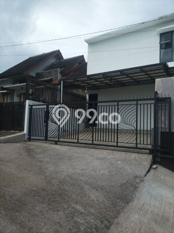 Rumah Luxury Modern Siap Huni di Setiabudi Bandung Rumah Luxury Modern Siap Huni di Setiabudi Bandung