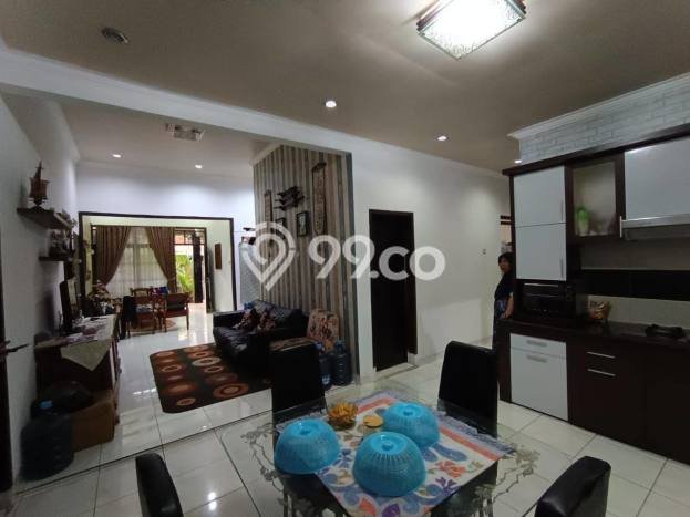 For Sale Rumah 4 Kamar Lokasi Strategis Nyaman dan Strategis di Arcamanik For Sale Rumah 4 Kamar Lokasi Strategis Nyaman dan Strategis di Arcamanik