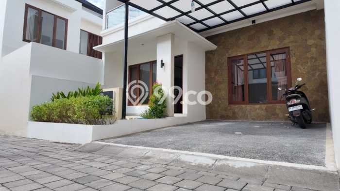 Vila Strategis Kawasan , Area 100m2m², Area Nyaman Vila Strategis Kawasan , Area 100m2m², Area Nyaman