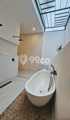 For Sale! Premium House LT 200m2 Desain Modern di Balangan For Sale! Premium House LT 200m2 Desain Modern di Balangan