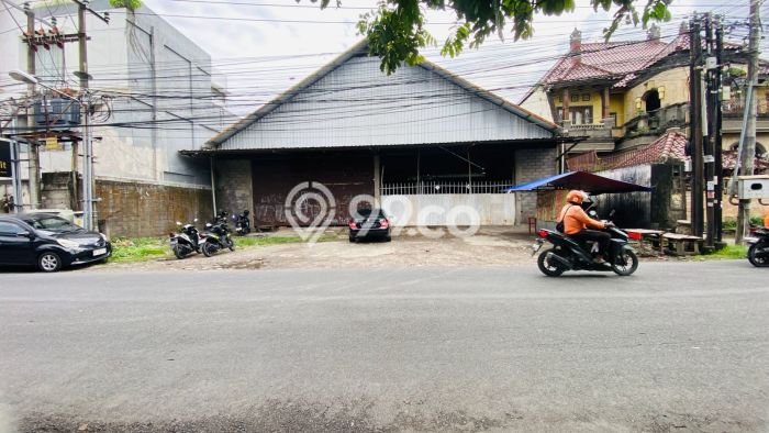 Unit Gudang Disewa Lokasi Denpasar Barat, Denpasar Spesifikasi Luas Bangunan 400m2 Unit Gudang Disewa Lokasi Denpasar Barat, Denpasar Spesifikasi Luas Bangunan 400m2