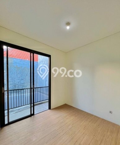 Dijual Rumah 3 Kamar Lokasi Strategis Nyaman dan Strategis di Mulyorejo Dijual Rumah 3 Kamar Lokasi Strategis Nyaman dan Strategis di Mulyorejo