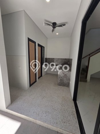 For Sale Rumah Mewah Exclusive di Gayungan, Surabaya For Sale Rumah Mewah Exclusive di Gayungan, Surabaya