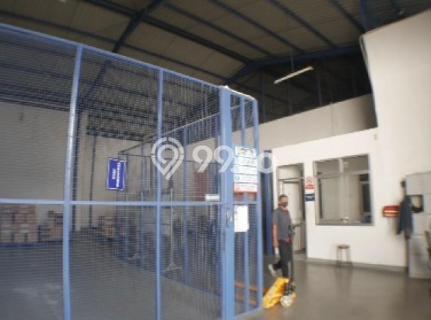 Gudang Strategis di Sumbersari, Luas 1002m², Kawasan Bisnis Gudang Strategis di Sumbersari, Luas 1002m², Kawasan Bisnis